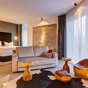 https://hotel-im-bunker.getmunichhotels.com